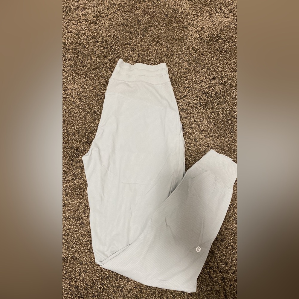 Lululemon grey dance studio jogger